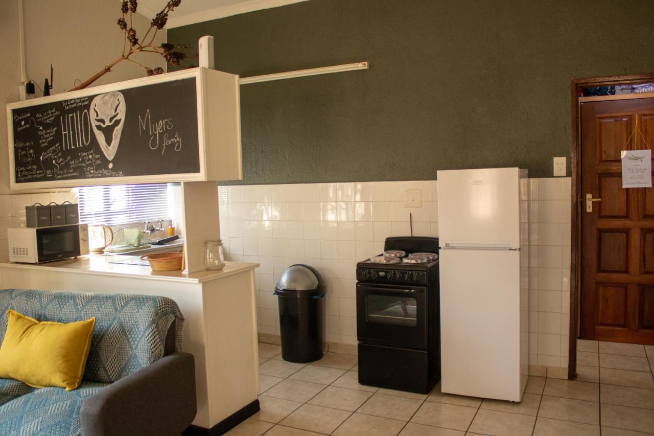 Hello Kruger Hideaway Cottage & Skilpad Studio مارلوث بارك المظهر الخارجي الصورة